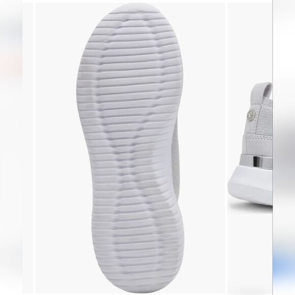 Modesty Sneaker (Women 6,5)Anne Klein - Picture 4 of 7